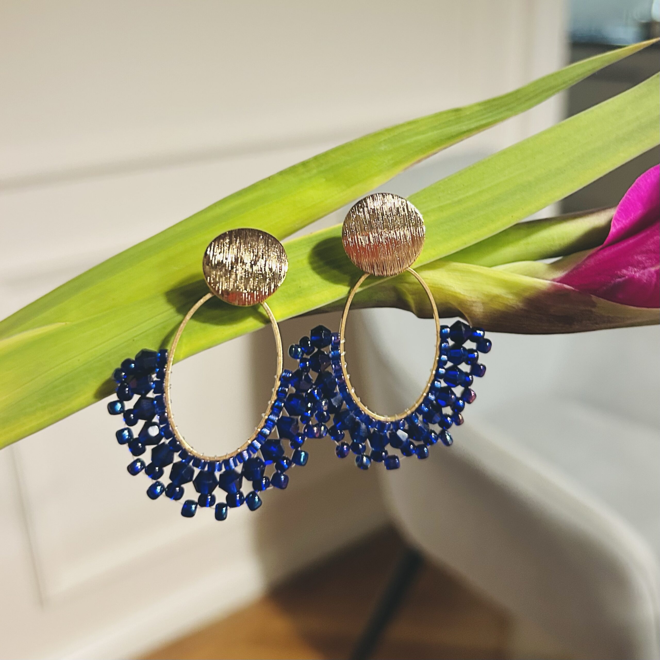 Statement Ohrringe dunkelblau